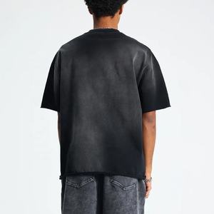 เสื้อยืดสำหรับผู้ชายผ้า305gsm แบบกรดฟอกสีแดดตัวทีฟอกขอบดิบแบบกำหนดเองได้100% แบบกำหนดเอง - Product Image 2