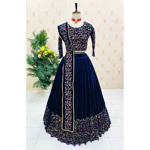 BORDADO DE TERCIOPELO A LA MODA SEQUNECE TRABAJO LEHENGA CHOLI CON DUPATTA AZUL MARINO - Product Image 1
