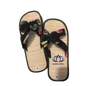 Chaussons d'intérieur en jonc de mer faits à la main, durables et confortables, légers, fabriqués au Vietnam - Vente chaude - Product Image 1