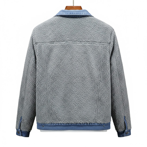 เสื้อแจ็คเก็ตยีนส์ผู้ชายสำหรับฤดูหนาว สีฟ้าอ่อน สไตล์คาวบอย เสื้อคลุมยีนส์อุ่นบุขนสัตว์ ซับในขนแกะหนา เสื้อแจ็คเก็ตยีนส์บุขนสำหรับผู้ชาย - Product Image 3