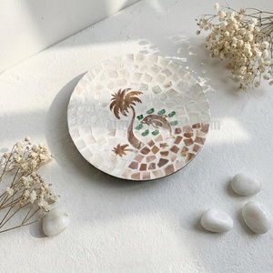 Assiette artisanale en nacre personnalisable, plat décoratif en coquillage pour la décoration intérieure haut de gamme et les acheteurs en gros de cadeaux - Product Image 5
