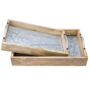 Ensemble de 2 plateaux de service rectangulaires en bois galvanisé avec poignées décoratives Nouveau design attrayant d'ustensiles de cuisine et de vaisselle - Product Image 1