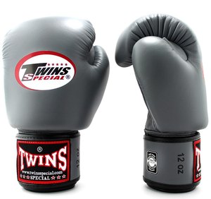 Gants de kick-boxing TWINS personnalisables de haute qualité, en cuir PU, avec rembourrage épais, respirants, couleur et logo personnalisés, unisexe - Product Image 3