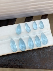 Lot de pierres d'aquamarine naturelle, forme poire, cabochon, beauté naturelle, bonne couleur et qualité, pour la création de bijoux, 20,48 carats - Product Image 2