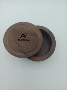 Bol à raser en bois de Pakka 100% naturel avec LED, pour savon et crème à raser - Product Image 5