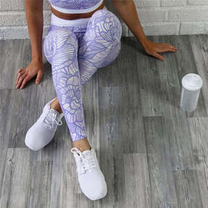 Ensemble de yoga pour femme, haut court à bretelles croisées à imprimé floral bleu, leggings taille haute longueur intégrale, respirant, en spandex et polyester, 2 pièces - Product Image 6