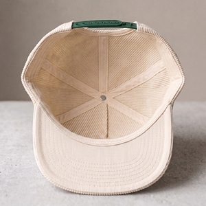 Casquette de baseball snapback à cinq panneaux en velours côtelé vert personnalisé avec patch en tissu et logo, style vintage, pour adulte - Product Image 5