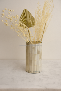 Vase décoratif en résine fait main de qualité supérieure – Pot de fleurs d'art moderne en violet, vert et blanc pour la maison et cadeau du Ramadan - Product Image 5
