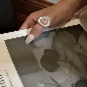 Bague en argent sterling S925, version coréenne, design de niche, blanc brûlé, rétro, simple, élégante et tendance - Product Image 5