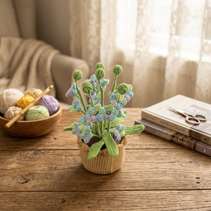 Maceta de flores de olvido-ya-no-más-te-olvides hecha a mano con ganchillo, decoración amigurumi con hilo tejido para decoración del hogar o del escritorio de la oficina, regalo. - Product Image 3