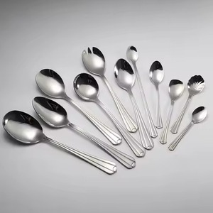 Ensemble de couverts en métal poli miroir, collection de cuillères, fourchettes et couteaux de qualité supérieure pour des expériences culinaires de luxe - Product Image 5