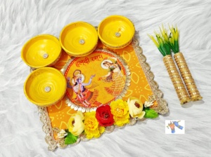 Ensemble de thali pour la cérémonie Haldi Rasam, artisanal, art traditionnel rajasthani Bandhani, plateau décoratif pour mariage - Product Image 4