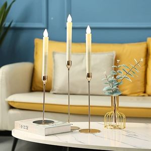 Candelabro de hierro antiguo duradero hecho a mano Unicorn Handicrafts con copa para vela, decoración de mesa vintage, venta al por mayor para el hogar - Product Image 1