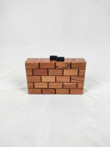 Sac à main en résine unique fait à la main de qualité supérieure pour femmes et filles, sac de fête de mariage à prix abordable par CRAFTING CRAFTS Inde - Product Image 3