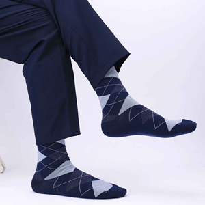 Chaussettes de sport athlétiques personnalisées, respirantes, fabrication OEM au Pakistan, exportation et approvisionnement - Product Image 3