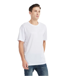 เสื้อยืดผู้ชายปี 2024 แบบเรียบสีพื้น ผ้าโพลีเอสเตอร์ผสมสแปนเด็กซ์ คุณภาพสูง ระบายอากาศได้ดี เป็นมิตรกับสิ่งแวดล้อม แขนสั้น - Product Image 4