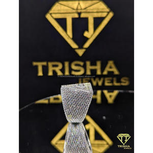 Anillo Triangular de Diamante Moissanite VVS, Plata de Ley 925, Engaste Pavé, Joyería de Lujo Estilo Hip Hop para Hombre, de Trisha Jewels - Product Image 3