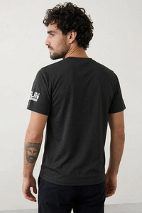 '' เสื้อยืด SOSh 4 '' เสื้อยืดผู้ชายแบบสวมใส่สบายสำหรับออกกำลังกาย - Product Image 3