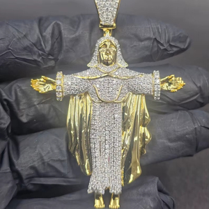 Pendentif Jésus plaqué or serti de moissanite, bijoux religieux en argent sterling 925, pendentifs et breloques de haute qualité - Product Image 1