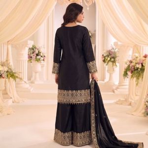 Heavy Soft Silk Elegant <b>Top</b> Bottom Set With Premium Real Mirror Embroidery <b>Net</b> Dupatta Wholesale Rate By Royal Export - Product Image 5