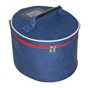 Bolsa Protectora para Casco de Equitación con Cierre Seguro, Diseño Ligero y Asa de Transporte Resistente para Uso en Establos - Product Image 2