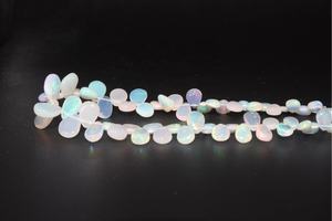 Perles en forme de poire lisse en opale éthiopienne blanche - Product Image 2