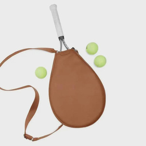 Bolsa de cuero para palas de pickleball, hecha a mano, de alta calidad, para almacenamiento de accesorios deportivos premium, a la venta al por mayor. - Product Image 2