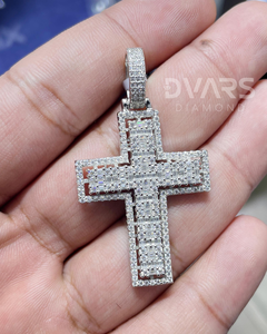 จี้พระเยซูทรงกางเขนประดับเพชรโมอิสซาไนต์ สไตล์ฮิปฮอป เงินแท้ 925 ผ่านการทดสอบเพชร ชุบทอง 18K ของขวัญสุดหรู - Product Image 4