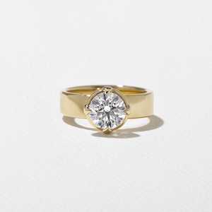 Anillo de Compromiso Solitario con Diamante Cultivado en Laboratorio de Corte Redondo de 5.2mm, Anillos Anchos de Cigarro de Lujo Únicos para Propuesta, Oro Sólido de 14k, Precio de Fábrica - Product Image 1