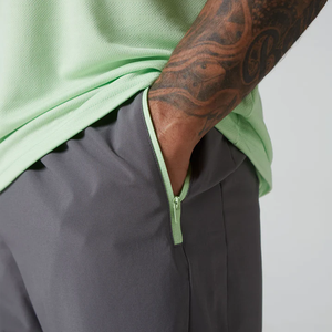 ชุดออกกำลังกายผู้ชายแบบมีฮู้ดคุณภาพสูงสำหรับฤดูหนาว ชุดเซ็ตคู่ รับทำโลโก้ ระบายอากาศ แห้งเร็ว ผลิตตามแบบ OEM ขายส่ง - Product Image 3