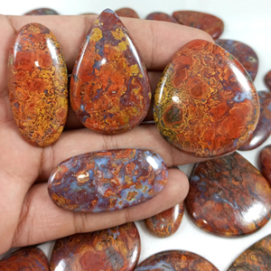 Radha Arts Agate Rouge Hongroise Naturelle Cabochon Faite à la Main pour la Fabrication de Bijoux Formes Assorties Lot en Gros - Product Image 1