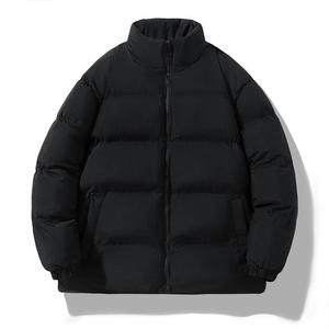 Veste matelassée brodée sur mesure, fabriquée par un fabricant de vestes matelassées à faible MOQ pour les boutiques. - Product Image 4