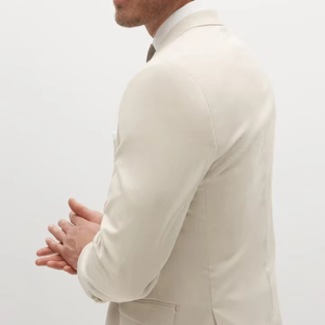 Traje de Hombre Slim Fit de Lana/Seda Plisado, Hecho a Medida, Elegante, Color Beige Claro, Blazer y Pantalones, Multiusos, para Negocios y Bodas - Product Image 4
