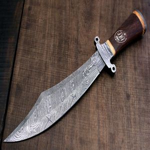 Couteau de chasse Skinner à lame fixe pour le quotidien avec étui en cuir, couteau Bowie de chasse en acier Damas - Product Image 1