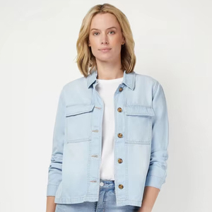 Chaqueta vaquera de mujer con mangas abullonadas, diseño elegante y femenino, ropa exterior de mezclilla al por mayor - Product Image 1