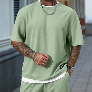 Conjunto de Camiseta de Verano Personalizada, Estilo Casual Urbano, de Dos Piezas, Tejida, 100% Algodón, de Secado Rápido, con Estampado por Transferencia de Calor, Diseño Sólido, para Hombre - Product Image 1