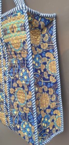 Sacs fourre-tout bohèmes matelassés à motif floral en toile avec chaînes, fermeture éclair bleue et dorée, sacs de plage pour femmes toutes saisons - Product Image 4