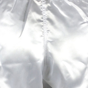 Shorts de boxe Muay Thai pour hommes, coupe confortable, impression personnalisée du logo OEM, respirants, en spandex et polyester. - Product Image 5