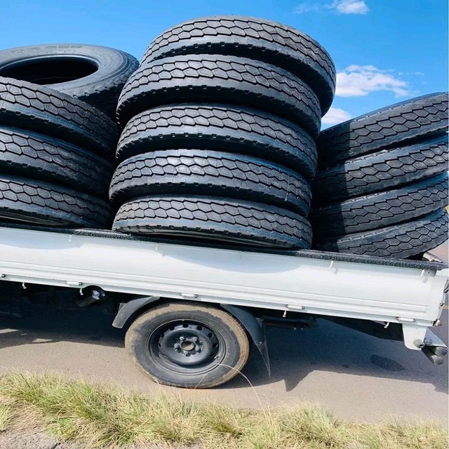 New High Performance 11R22.5 Solid Radial Truck Tires for Heavy Dump Trucks Designed for Efficiency Strong Traction Reliable