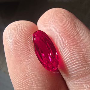 Rubis de laboratoire 3,09 CT, taille Moval, rouge vif, pierre précieuse en vrac pour bague, pendentif et bijoux fins - Product Image 3