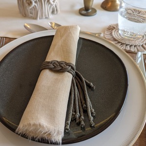 Anneau de serviette en macramé vert élégant, accessoire de table décoratif, parfait pour la mise en place de la table et la décoration de fête, vente en gros en provenance d'Inde - Product Image 6