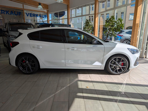 Ford Focus 2025 Usado, Motor de 4 Cilindros, Potencia 206kW (280hp), Combustible Gasolina, Tracción Delantera 4x2, 2 Ejes, Euro6e, Transmisión Manual, Volante a la Derecha - Product Image 2