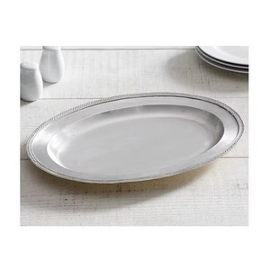 Plateau de service élégant en acier inoxydable, conçu pour les maisons indiennes festives, les configurations de repas modernes et les arrangements de pooja. - Product Image 3
