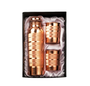 ชุดขวดน้ำทองแดงสุดหรู เก็บความร้อน รักษาอุณหภูมิ เป็นมิตรกับสิ่งแวดล้อม ผลิตด้วยมือแบบอินเดีย ของขวัญส่วนตัว พร้อมกล่องของขวัญพิมพ์โลโก้ตามสั่ง - Product Image 1