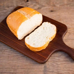 Planche à découper en bois de noyer avec poignée intégrée et trou de suspension, écologique, épaisseur 1,5 cm, passe au lave-vaisselle, plateau de service pour charcuterie - Product Image 5