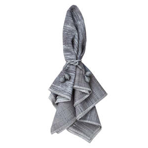 Set di 4 Tovaglioli in Stoffa Ecologici Riutilizzabili Nolita di Mode Living, Lavabili in Lavatrice e Durevoli per Uso Domestico - Product Image 3