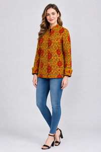 Veste matelassée 100 % coton pour femme, imprimé floral moutarde, épaisse, pour l'automne et l'hiver, faite à la main en Inde, décontractée, boutonnée, réversible - Product Image 3