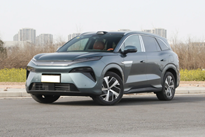 BYD Tang L DM-p 4WD E-CVT 2025, Vehículo de Nueva Energía, Híbrido Enchufable, 5 Puertas, 7 Asientos, SUV Mediano-Grande - Product Image 2