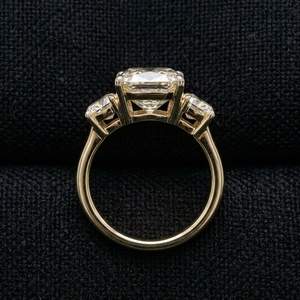 Bague en or jaune 9 carats de qualité supérieure, alliance élégante au design simple, finition brillante, bijou à porter au quotidien, cadeau pour un style intemporel - Product Image 6
