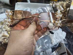 Lunettes de soleil de créateur pour mariage, cadeaux pour demoiselles d'honneur, avec fleurs et strass, embellissements, lunettes fantaisie pour l'équipe de la mariée - Product Image 5